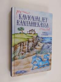 Kavionjäljet rantahiekassa