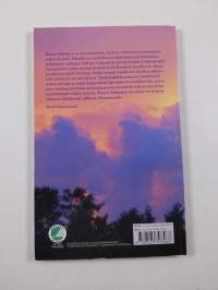 100 runoa rakkaudesta