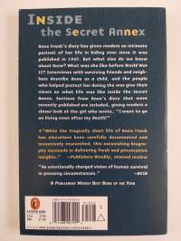 Anne Frank : A hidden life