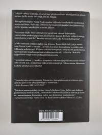 Minkä taakseen jättää : jännitysromaani (signeerattu)