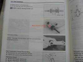 Suzuki RM250 Owner´s service manual -huolto-ohjekirja