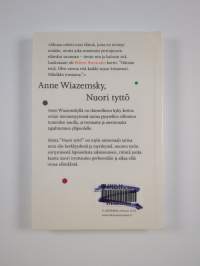 Nuori tyttö : romaani