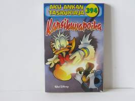 Aku Ankan taskukirja 394 - Kansikuvapoika