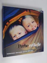 Perhe retkelle