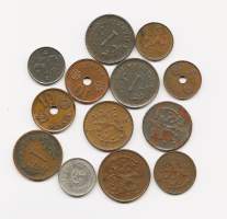 Tasavallan 5 penniä - 1 markka    1920-40 luku  n 13 kpl erä