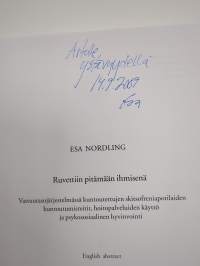 Ruvettiin pitämään ihmisenä : Vastuutasojärjestelmässä kuntoutettujen skitsofreniapotilaiden kuntoutumisreitit, hoitopalveluiden käyttö ja psykososiaalinen hyvinv...