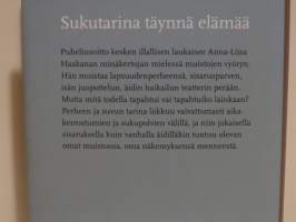 Huutomerkkejä taivaalle