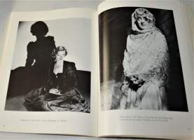 Hollywood glamor portraits 145 Kuvaa elokuvatähdistä 1926-1949