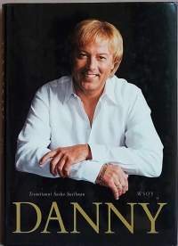 Danny.  (Musiikkibisnes, elämätarina, pop-musiikki)
