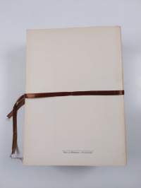 English by the Nature method = Englantia luonnonmenetelmien mukaan : Johdanto ja selvitys ; Opetuskirjeet 1-16 (luvut 1-60) ; Sanasto 1-2 (Oppitunnit 1-40) ; Oppi...