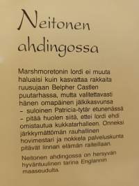 Neitonen ahdingossa