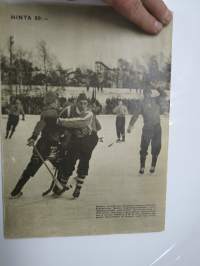 Urheilun Kuva-aitta 1954 nr 2, Mäenlaskija MM Matti Pietikäinen &amp; Falun kunnian päivät, Pikaluistelu EM Davos, Jääkiekkoilun taktiikkaa, Jalkapalloilu &amp; Englanti