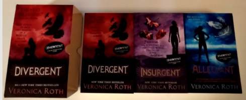Divergent Series Box Set : Divergent, Insurgent, Allegiant