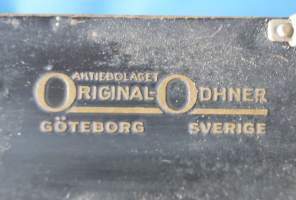 Laskukone mekaaninen Original Odhner Ab Göteborg Sverige  14x3414 cm paino 5,2 kg  mukana alkuperäinen käyttöohje