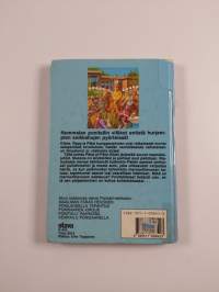 Naamiaisratsastus : tyttöromaani