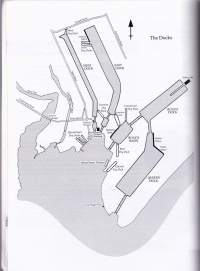 Cardiff Docks - A Photographic History, 1990. Cardiff - Telakan/sataman kuvahistoriikki.