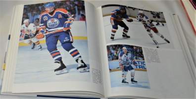 Tavoitteena Stanley Cup : vuosisata ammattilaisjääkiekkoilua