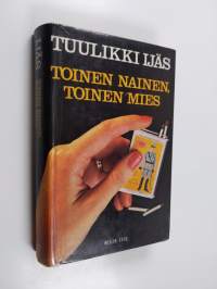 Toinen nainen, toinen mies