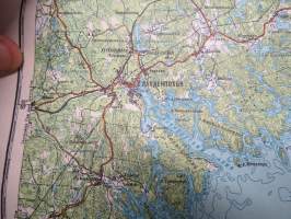 Laatokan pohjoispuoleista Karjalaa 1995 -venäläinen kartta
