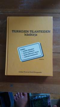 Tiukkojen tilanteiden käsikirja