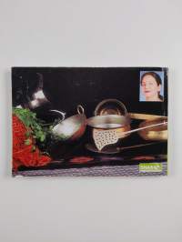 Hand, Tawa, Kadhai (Pot, Griddle and Wok)