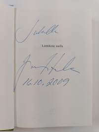 Lentokone suolla (signeerattu, tekijän omiste)