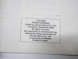 Yamaha FJR1300A Owner&#039;s Manual (3P6-28199-E1) -käyttöohjekirja englanniksi