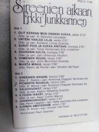 C- kasetti Erkki Junkkarinen - Sireenien aikaan