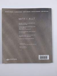 Mitt i allt : konfirmandboken
