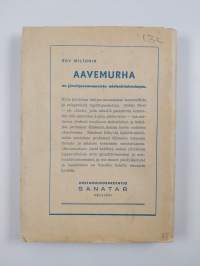 Aavemurha : jännitysromaani