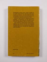 Vähäpätöisen miehen kuolema (signeerattu)