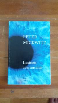 Lasinen avaruusalus