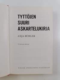 Tyttöjen suuri askartelukirja