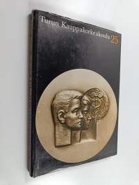 Turun kauppakorkeakoulu 1950-1975 (numeroitu)