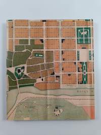 Puoli vuosisataa A-asuntoja : Porvoon A-asunnot Oy 1965-2015 = Halvt sekel A-bostäder : Borgå A-bostäder Ab 1965-2015 (ERINOMAINEN)