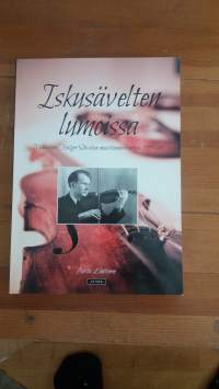 Iskusävelten lumoissa - Muusikeri Holger Sihvolan muistiinmerkintöjä 1917-49