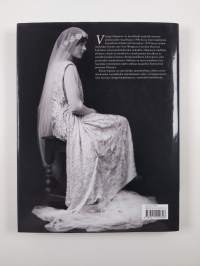 Vintage-hääpuvut : häämuodin vuosikymmenet
