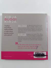 Rivien välissä : kirjablogikirja