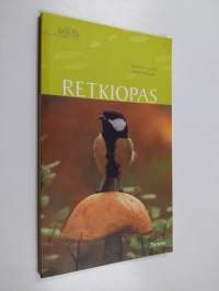 Jäljillä : retkiopas