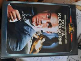 DVD 007 JA KULTASORMI