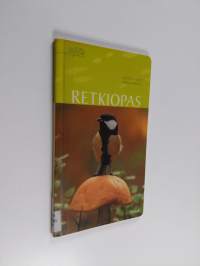 Jäljillä : retkiopas