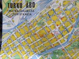 Turku - Åbo matkailukartta 1976, mukana monikielinen selostusosa sekä erillinen kaksipuolinen kartta taskukokoisessa kansiossa