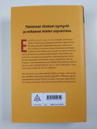 Mies pimeästä (UUSI)