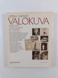 Valokuva - pakenevan todellisuuden kuvajainen