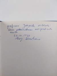 Jyväskylän talouskoulun vaiheita 1929-1979 (signeerattu, tekijän omiste)