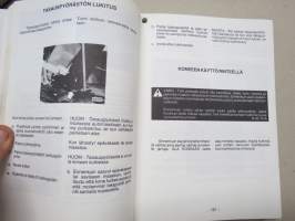 Case 580G Construction King Kaivurikuormain Käyttöohjekirja / Huolto-ohjekirja