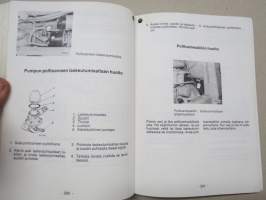 Case 580G Construction King Kaivurikuormain Käyttöohjekirja / Huolto-ohjekirja