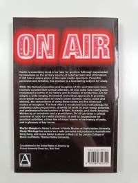 On air : methods and meanings of radio