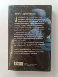 Grisham-paketti (7 kirjaa): Sateentekijä ; Testamentti ; Kutsu ; Kanteiden kuningas ; Armahdus ; Syytön ; Vetoomus
