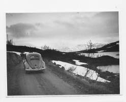 Lapin matka 1952- 6 kuvan sarja tekstit takana - valokuva